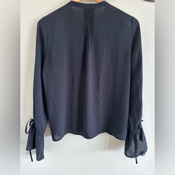 J. Crew | Black Blouse, Size XS ✨ - Picture 6 of 13